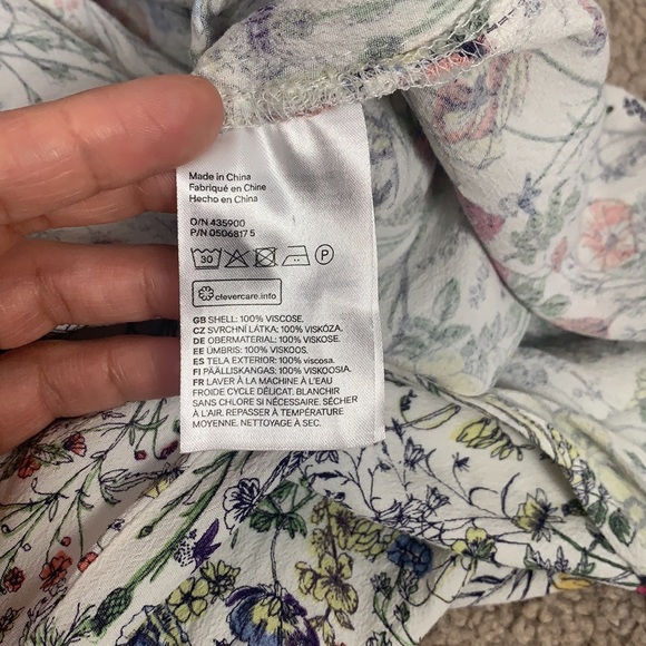 Floral H&M dress - Picture 10 of 12